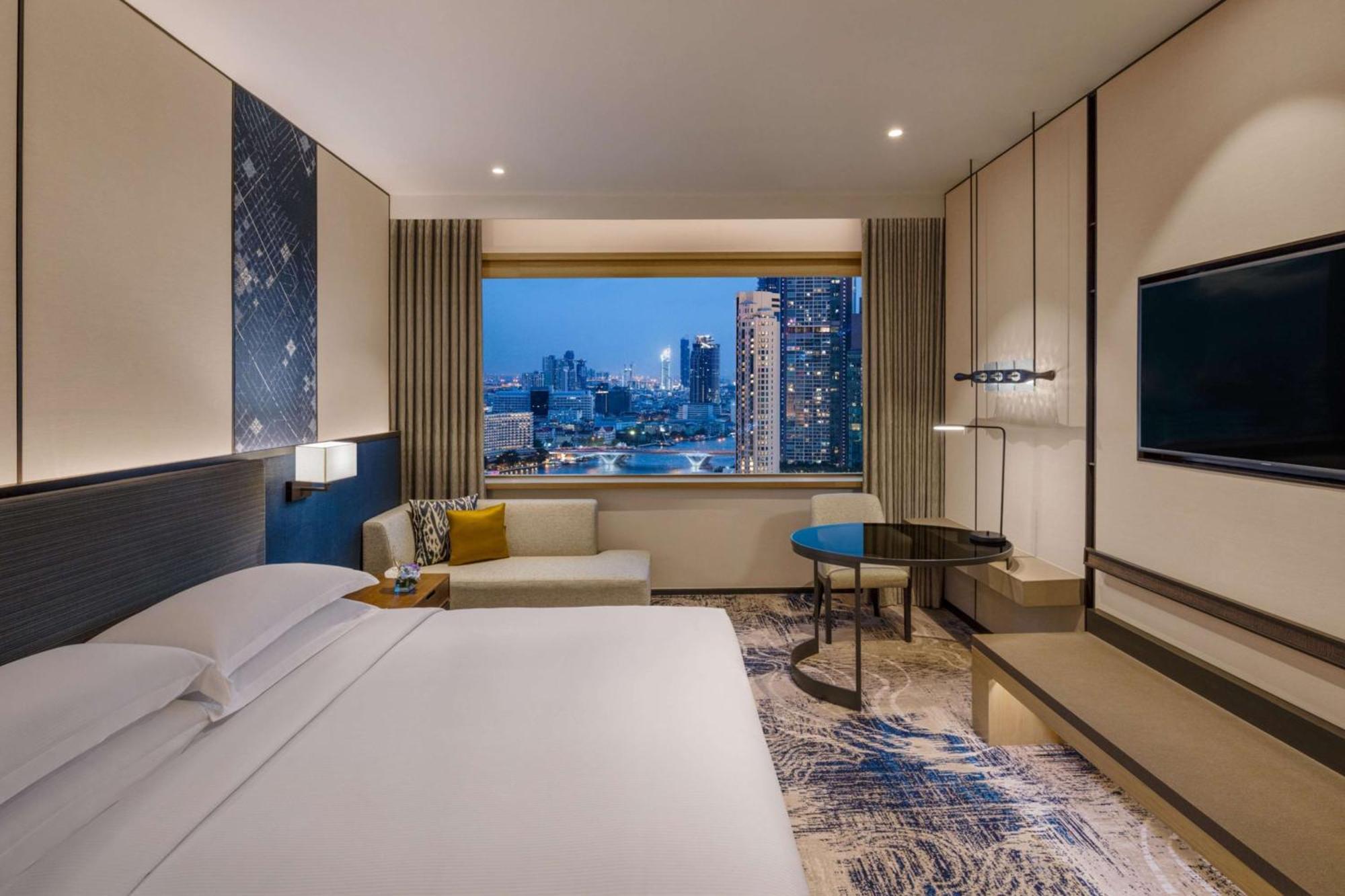 ОТЕЛЬ MILLENNIUM HILTON BANGKOK БАНГКОК 5* (Таиланд) - от 12479 RUB | NOCHI